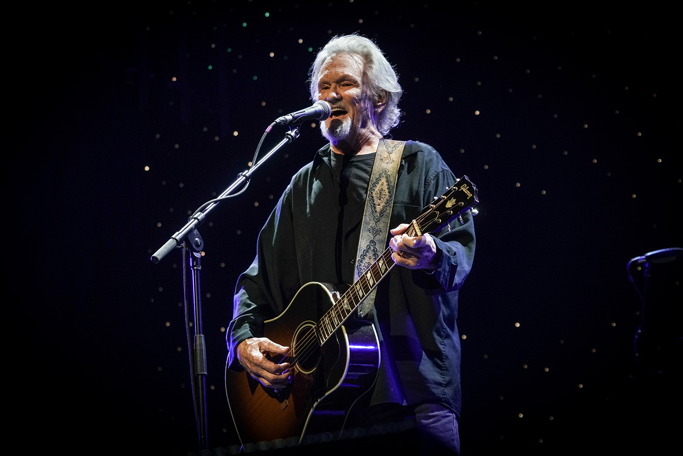 Kris Kristofferson Has Retired: See His Final Concert