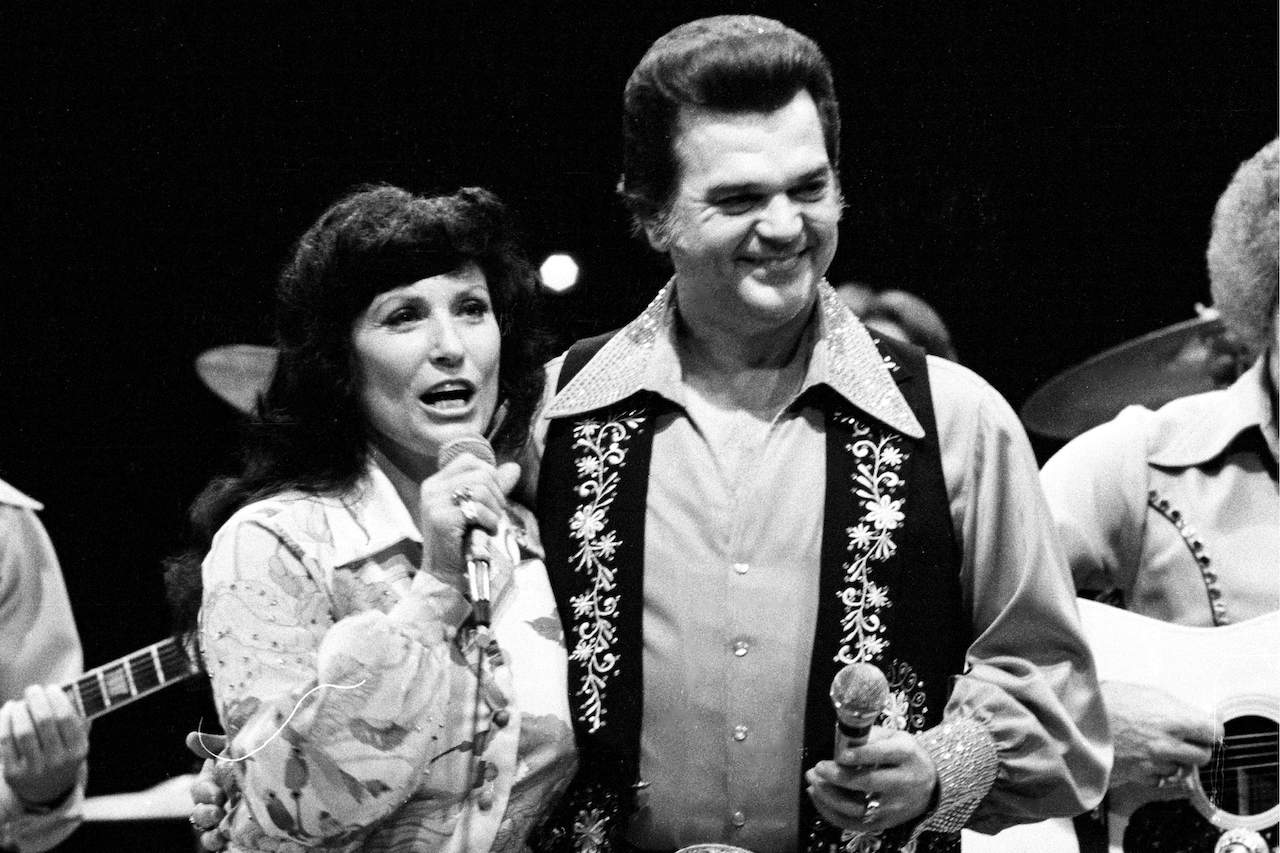 Loretta Lynn Begged Conway Twitty Not to Leave Her Before His Tragic Death