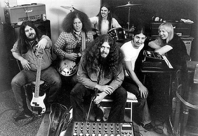 Kansas – Dust in the Wind (1977)