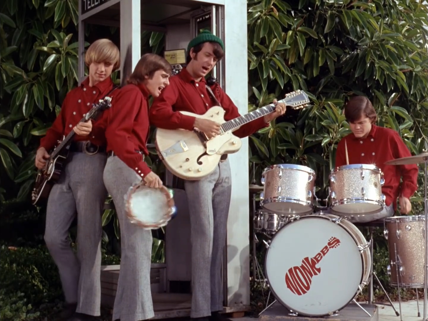 The Monkees – Last Train To Clarksville (1966)