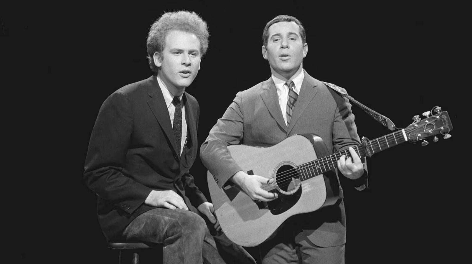 Simon and Garfunkel – Scarborough Fair/Canticle (1966)