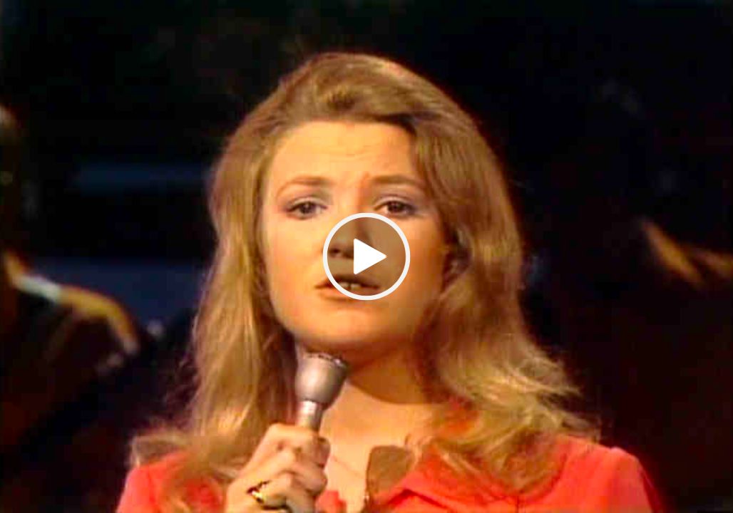 “Delta Dawn” – Tanya Tucker